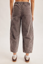 Load image into Gallery viewer, The Liora Pant