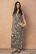 Load image into Gallery viewer, The Vandelia Dress